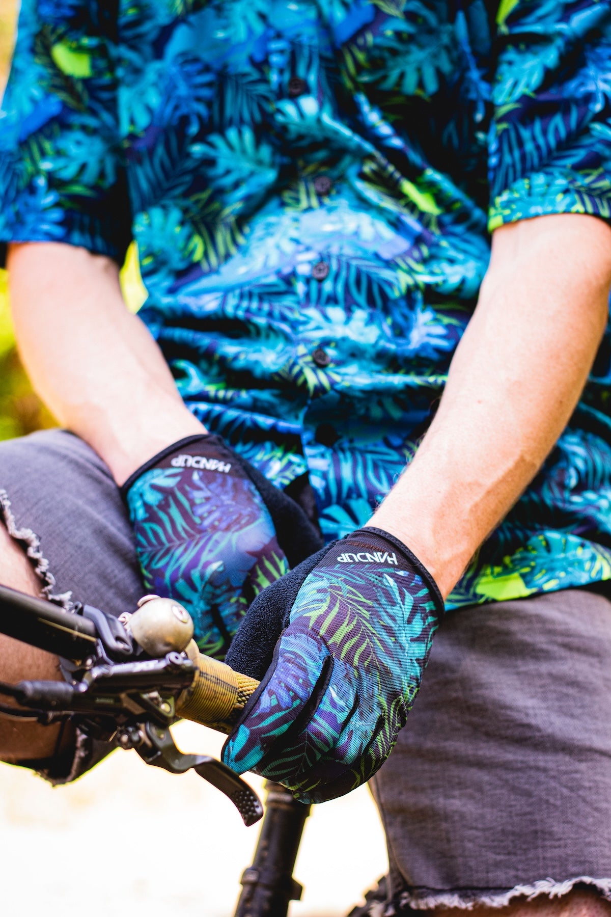 The Lightest Cycling Gloves Ever